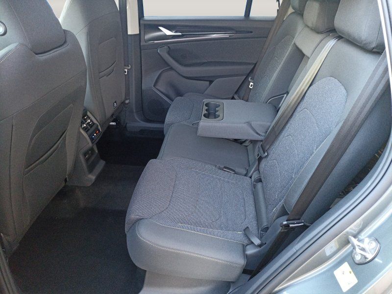 Fahrzeugabbildung SKODA Kodiaq 2.0 TDI Selection DSG AHK+NAVI+KAMERA+LED