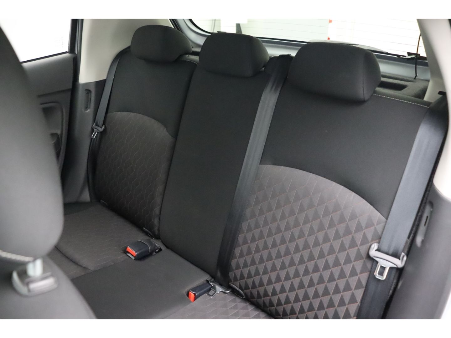 Fahrzeugabbildung Mitsubishi Space Star 1.2 Select+ Kamera  AppleCP DAB SHZ