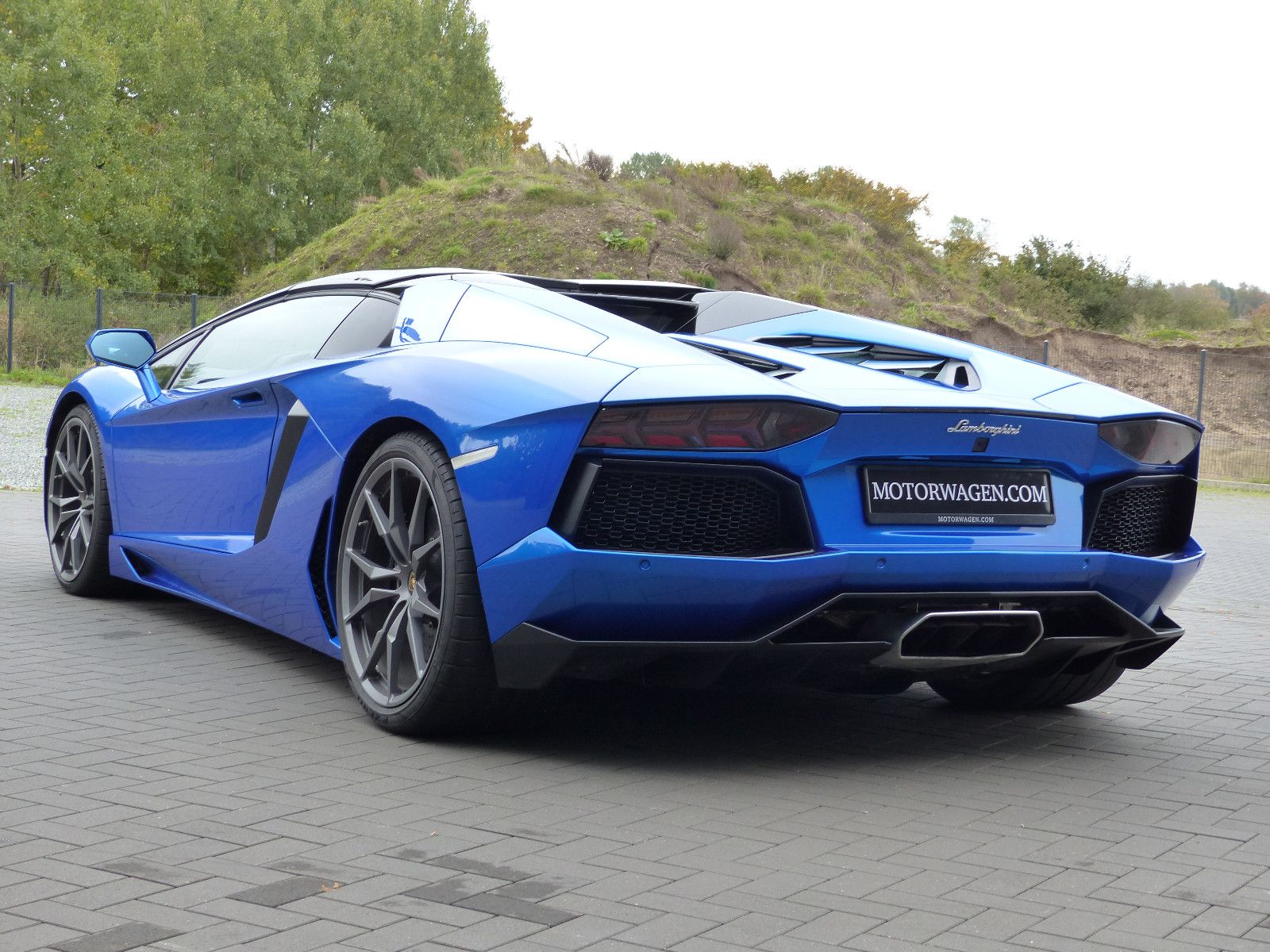 Fahrzeugabbildung Lamborghini Aventador LP 700-4 Roadster