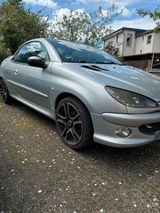 Peugeot 206 CC 109ps Tüv bis 12/25 - Peugeot: 109