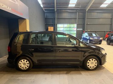 Volkswagen Touran - 7