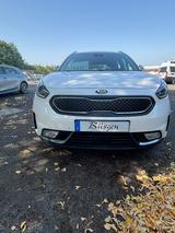 Kia Niro PHEV Spirit *1.Hand*Tech.-P.*Leder - gebrauchte Kia Niro aus dem Jahr 2019