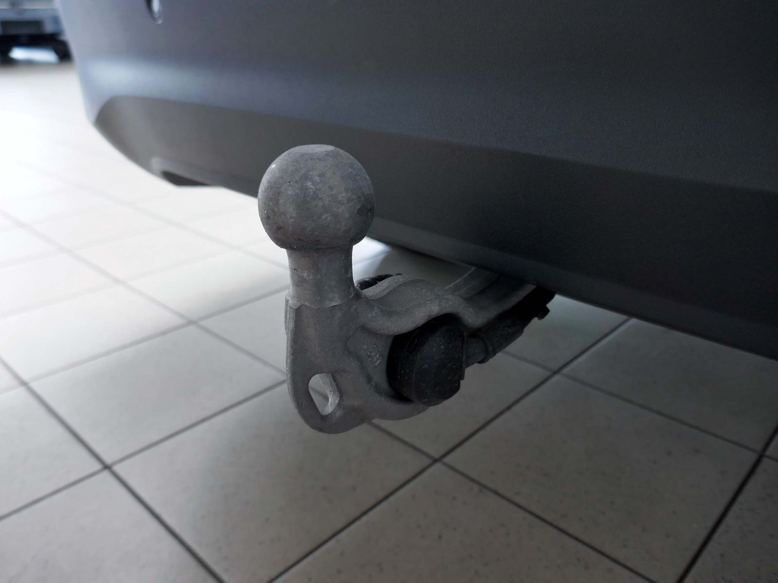 Fahrzeugabbildung Volkswagen Tiguan Life 2.0 TDI DSG | LED AHK RFK ACC