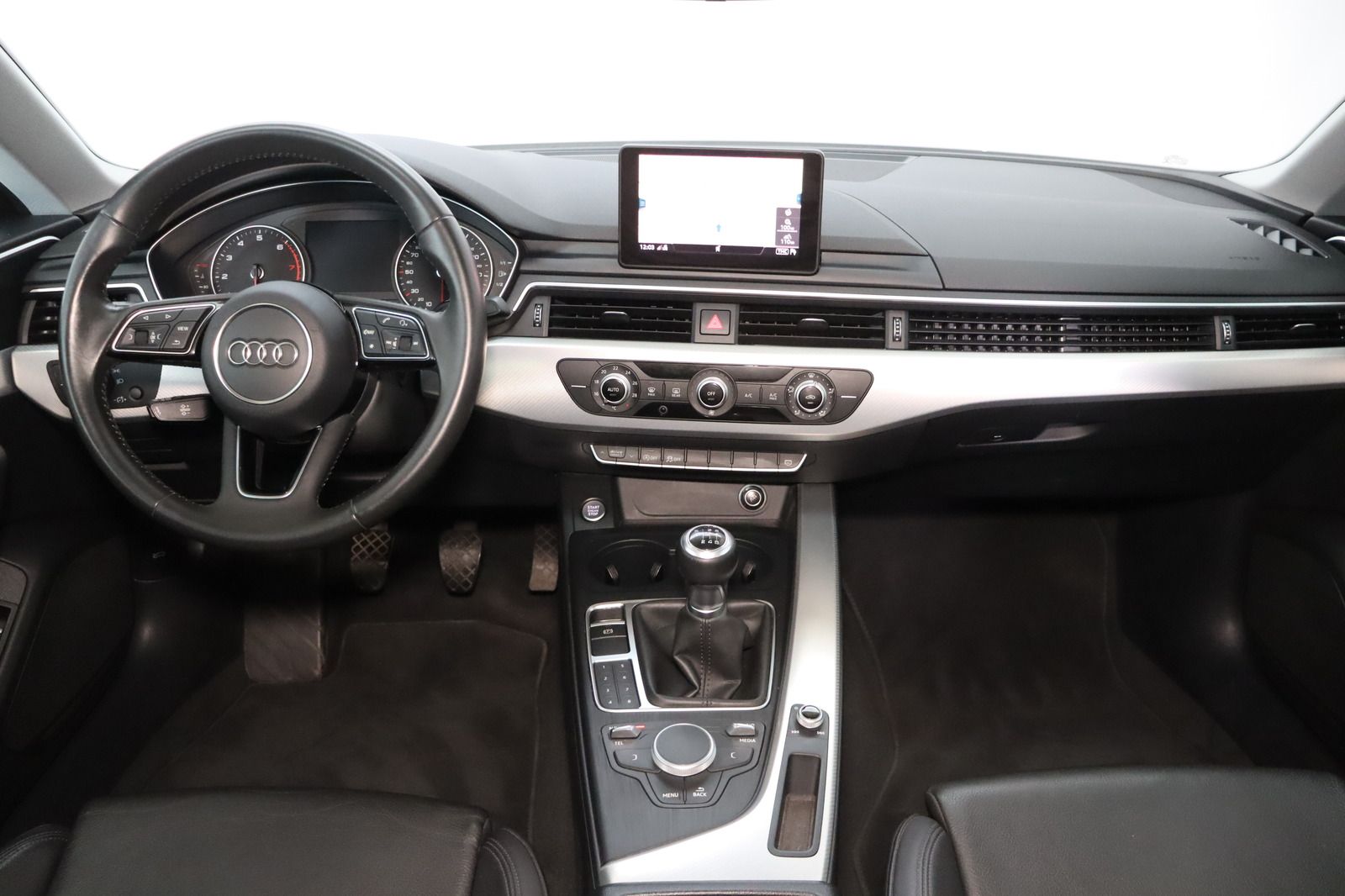 Fahrzeugabbildung Audi A5 Sportback 40 TFSI * LED * Navi * Keyless