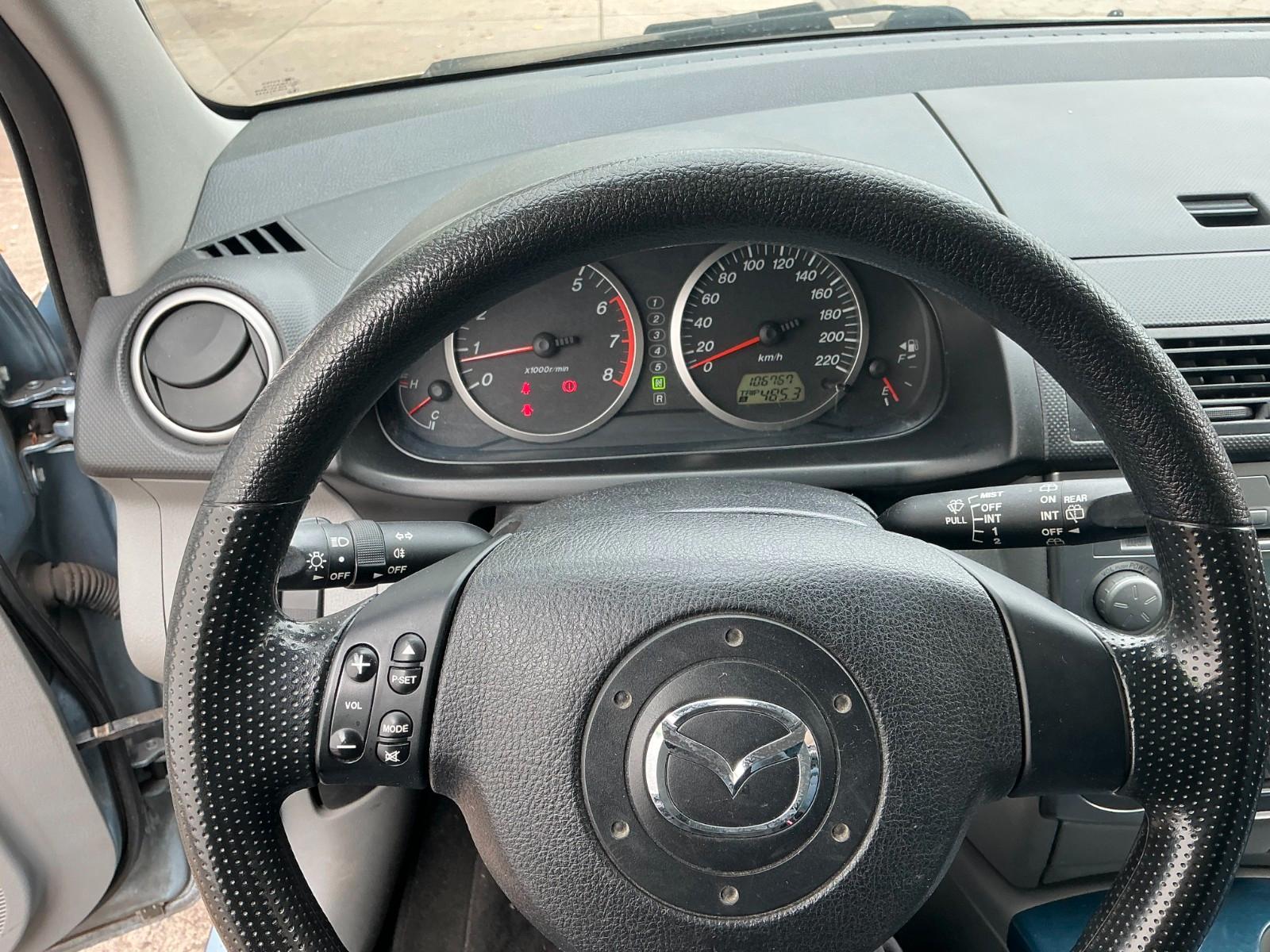 Mazda 2 2005 — photo 11