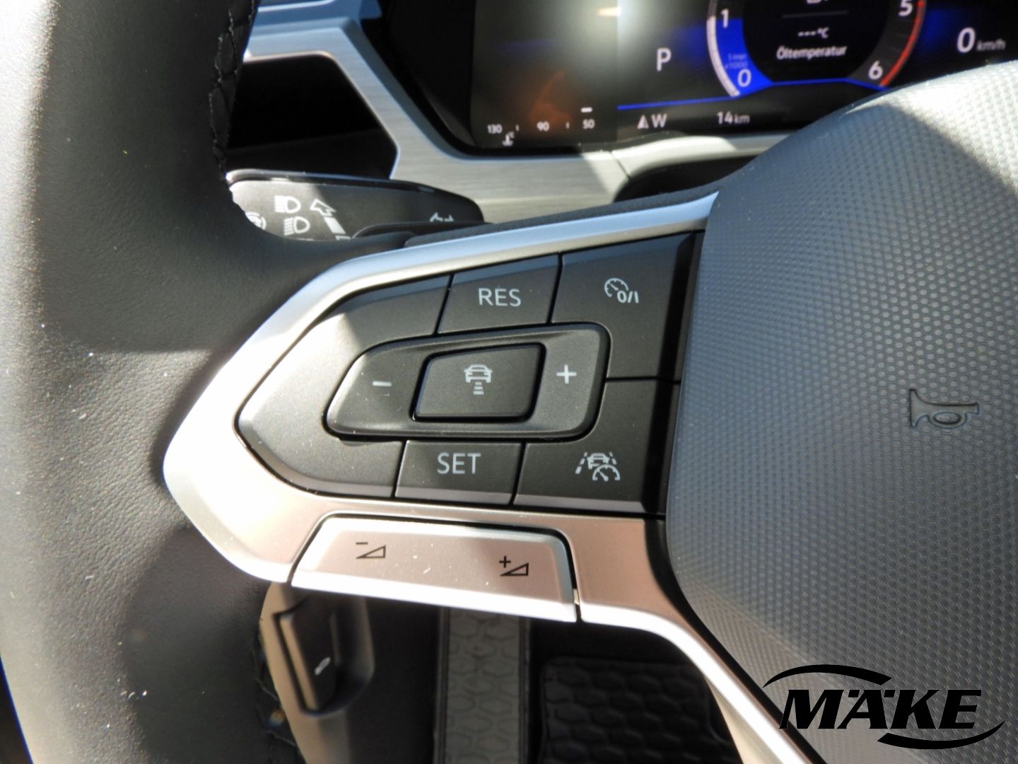 Touran Comfortline 2.0 TDI DSG 5-Si. AHZV STDHZG