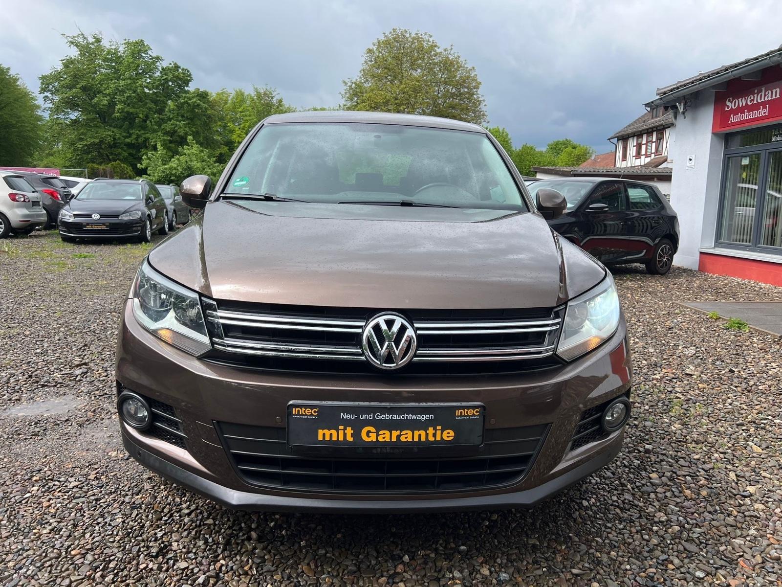 Volkswagen Tiguan Trend & Fun Sitzheizung,AHK Navi  1-Hand