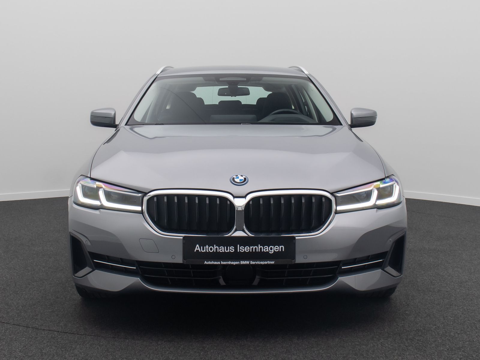 Fahrzeugabbildung BMW 530e xD  Kamera Laser HUD DAB H/K Komfort Alarm