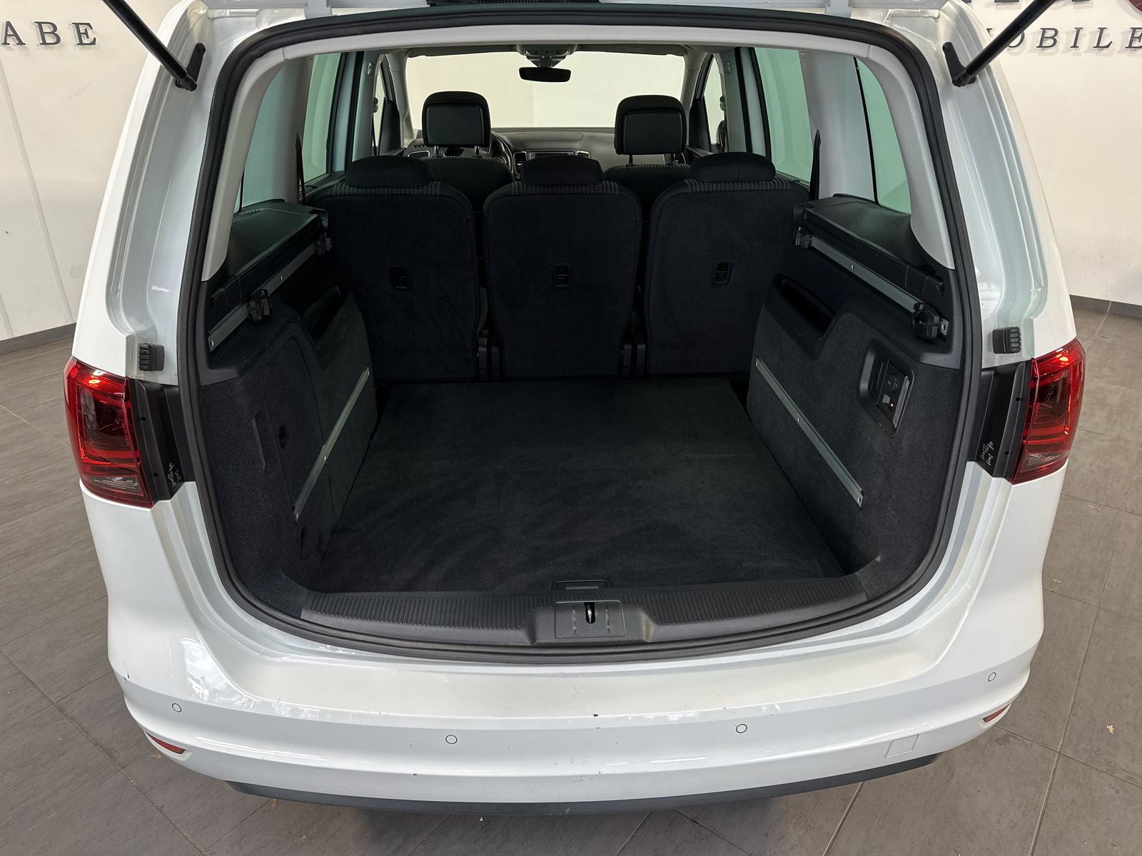 Fahrzeugabbildung SEAT Alhambra 2.0 TDI DSG 4Drive Style NAV+AHK+PANO