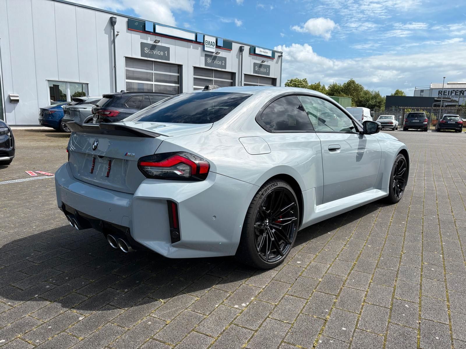 Fahrzeugabbildung BMW M2 Coupe performance, brooklyn, memory, schiebed