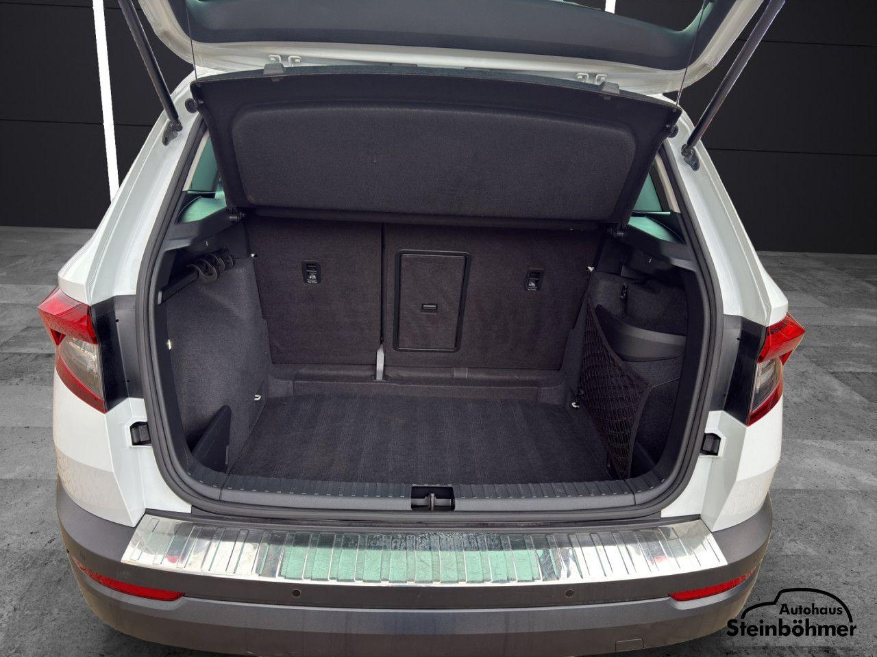Skoda Karoq 1.5TSI DSG Ambition AHK LED ACC Bluetooth