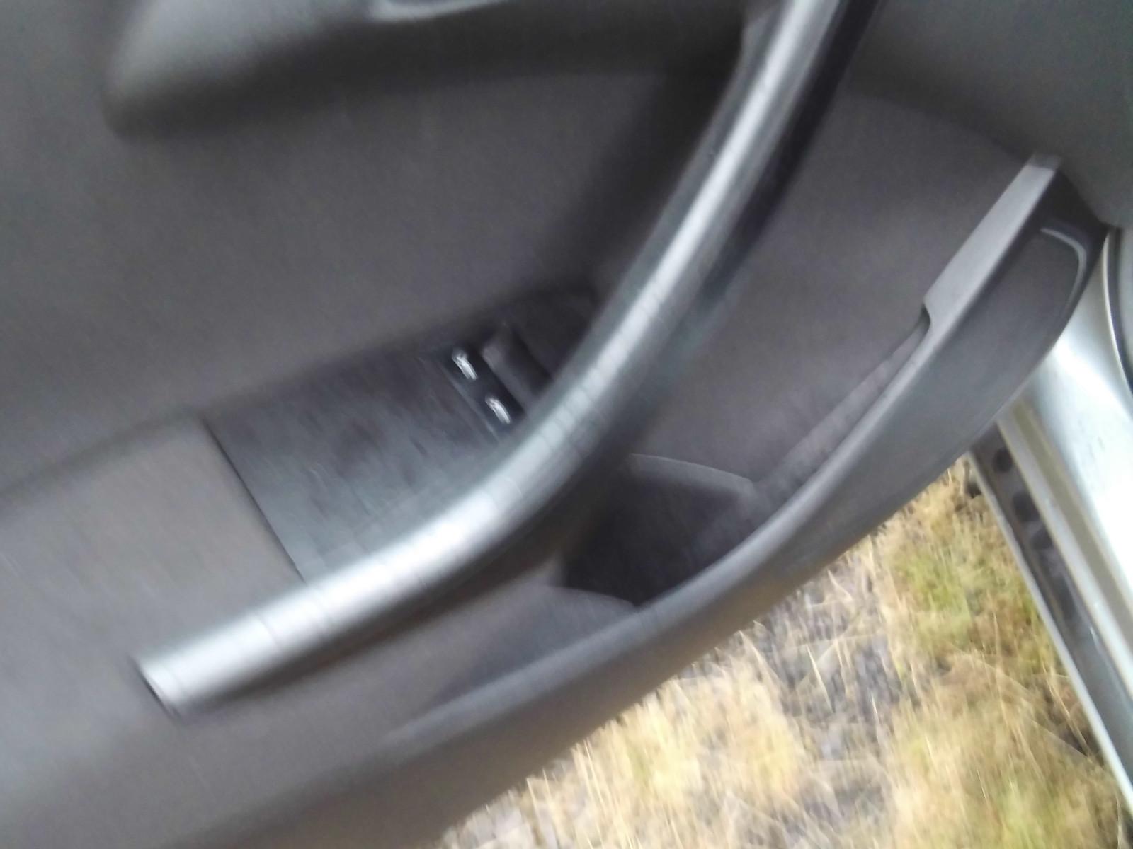 Opel Astra 2011 — photo 8