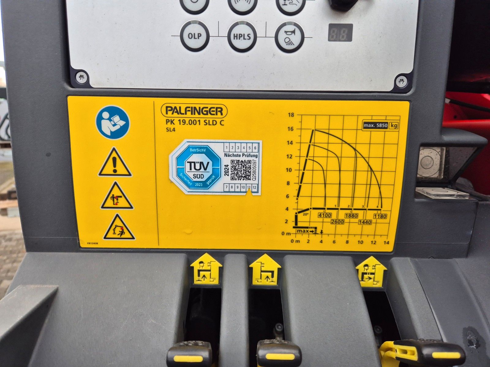 Fahrzeugabbildung MAN TGS 26.470 6x2-4 LL Palfinger PK19.001 SLD5 Funk