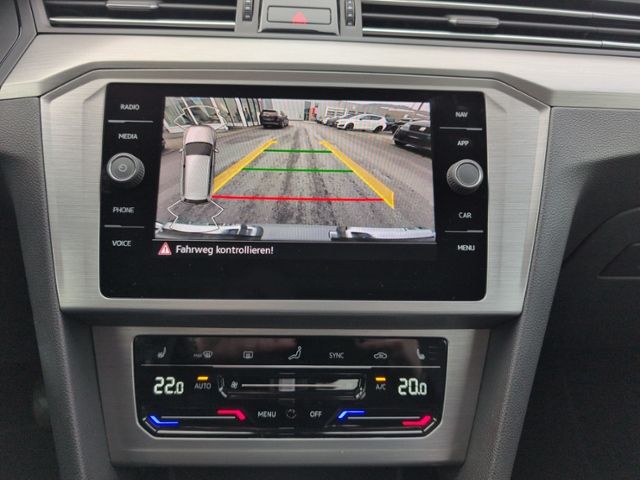 Passat Variant 1.5 TSI DSG LED+NAVI+KAMERA+SIHZ+