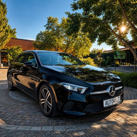 MERCEDES-BENZ A 180/LED/Navi/Sitzheizung/Spurhalteassistent