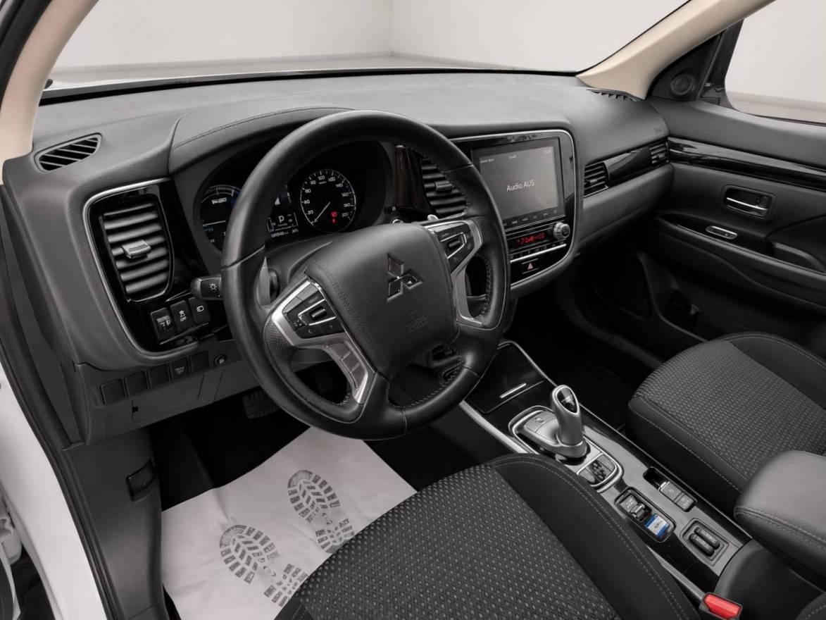 Mitsubishi Plug-In Hybrid Outlander 2.4'Basis'