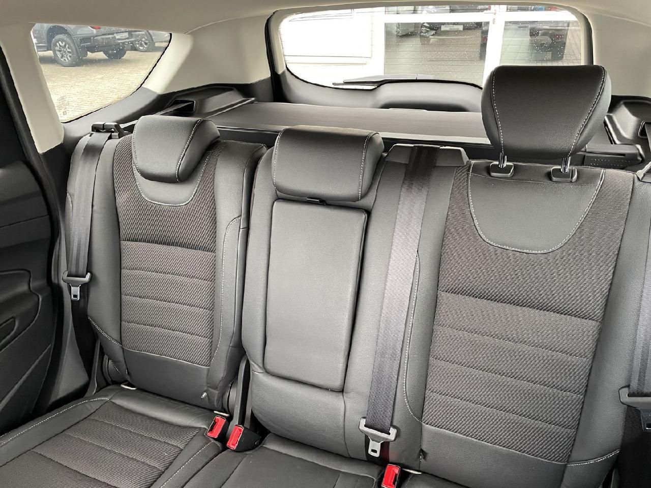 Fahrzeugabbildung Ford Kuga Titanium