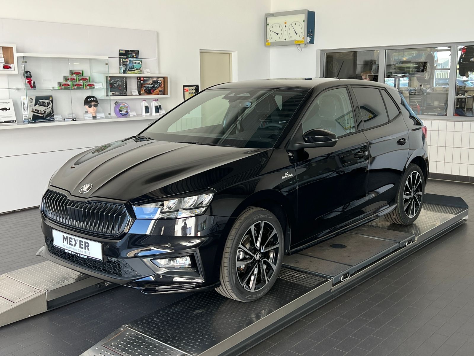 Fahrzeugabbildung SKODA Fabia Monte Carlo 1.0 TSI *LED,17"LM-Felge,Klima