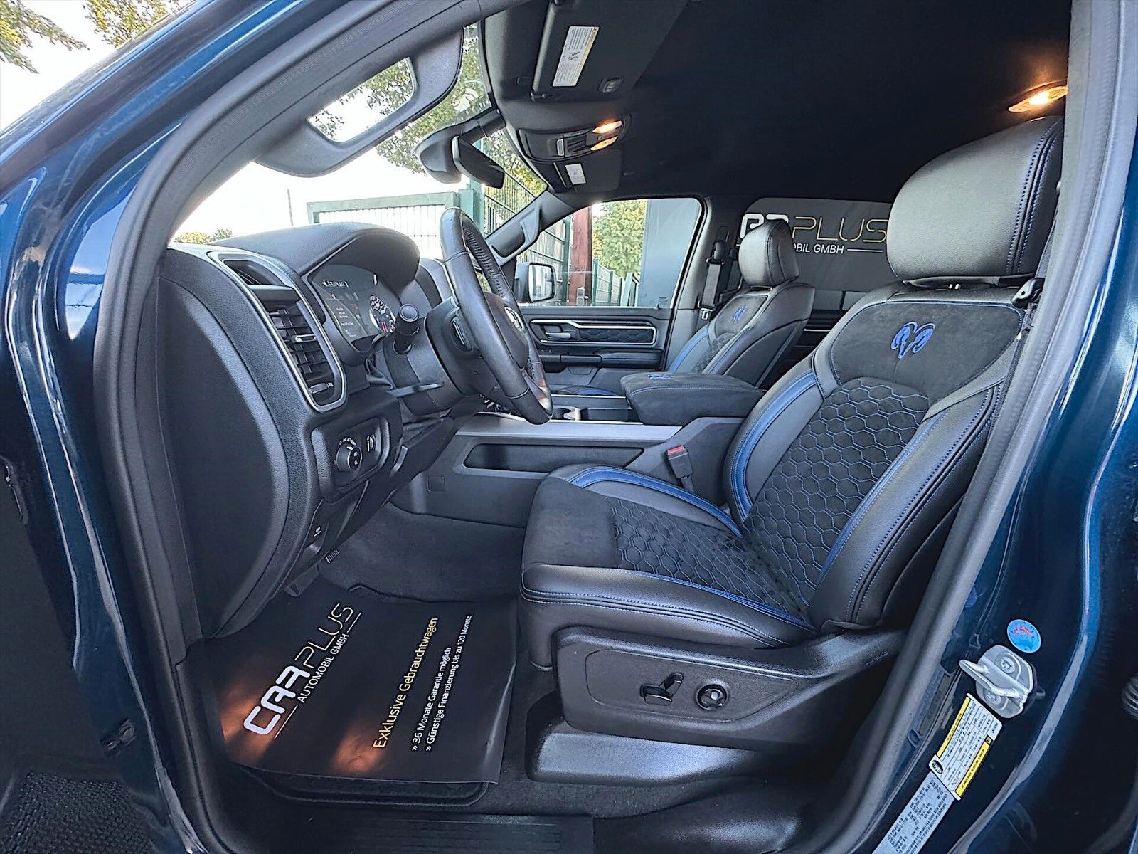 Fahrzeugabbildung Dodge RAM 5.7 V8 HEMI Night-Edition Offroad 4x4 LPG