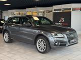 Audi Q5 2.0 TDI  quattro · S-line · AHK · Panorama - Audi Q5 mit Diesel-Antrieb: Geländewagen