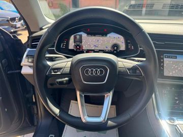 Audi Q8 - 8