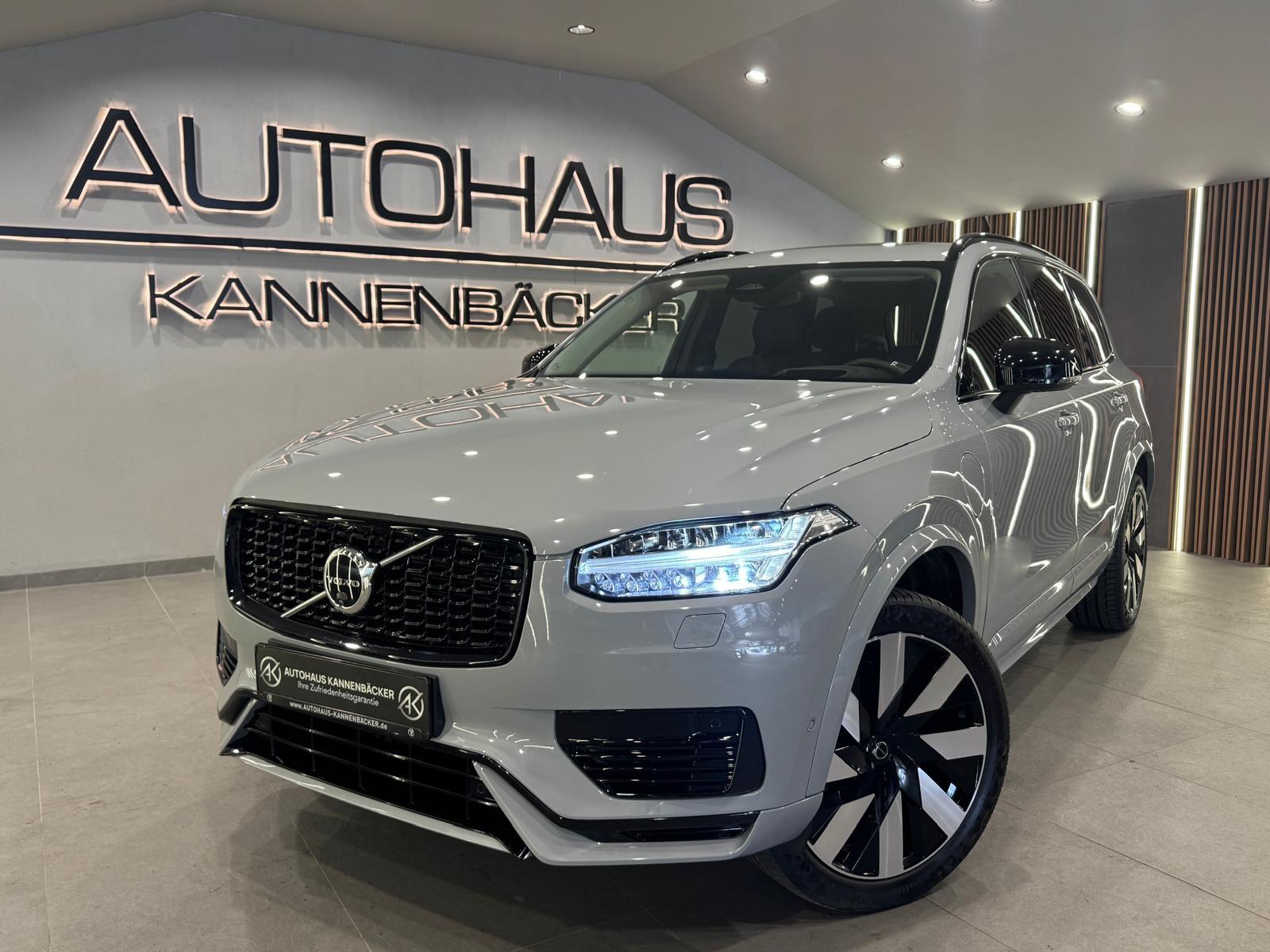 Volvo XC90 Plus Dark Recharge Plug-In Hybrid AWD