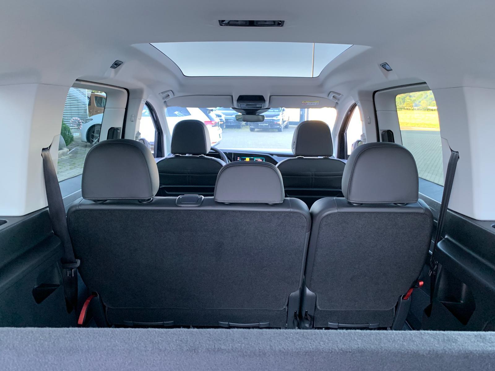 Volkswagen Caddy Maxi Style eHybrid AHK Panorama Kamera App