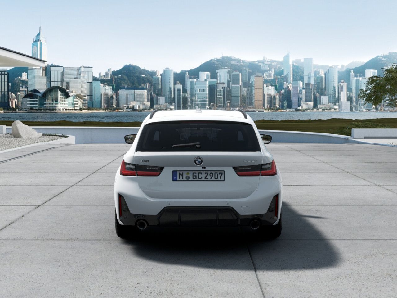BMW 330 - Bild 4
