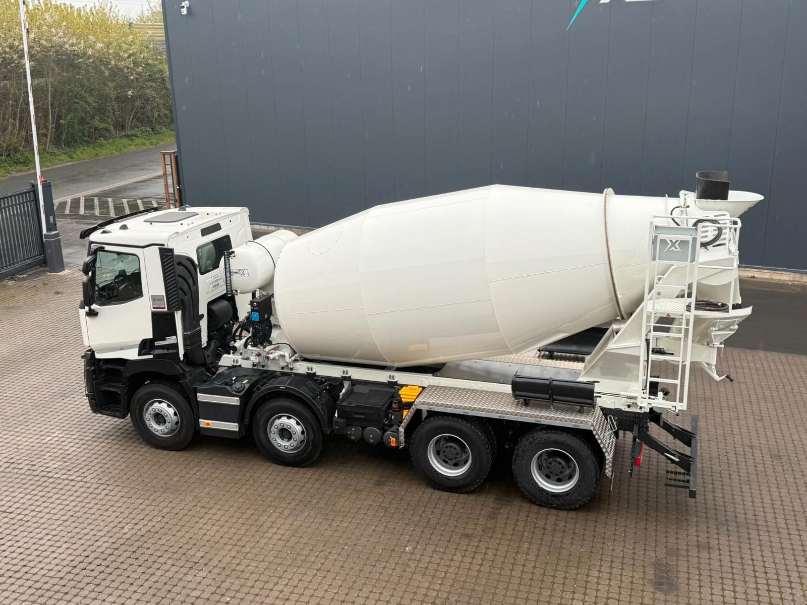 Renault C 480 8X4 EuromixMTP EM 9 L