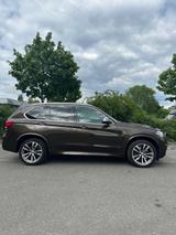 BMW X5 M50 M50d -TÜV neu bis 01/28 Soft-Close SHG - BMW X5 M50 aus 2015