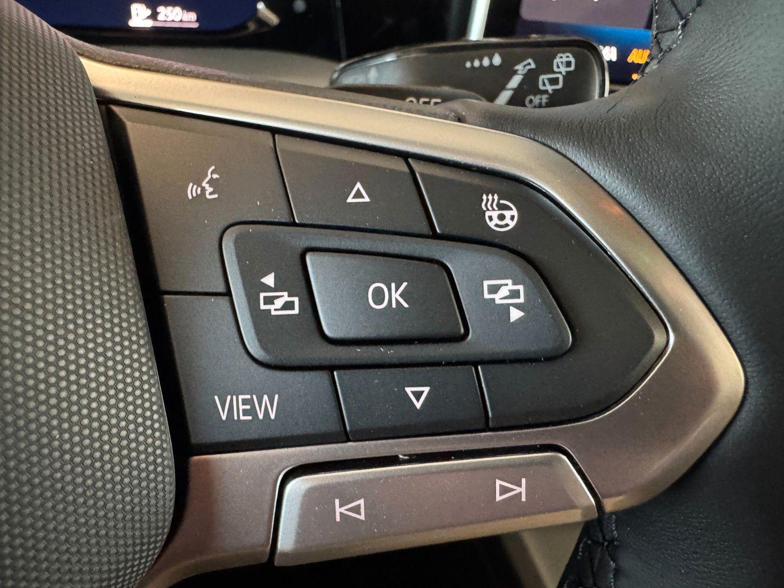 Volkswagen Golf VIII 1.5 eTSI DSG Life KAM APP ACC, миниатюра 9