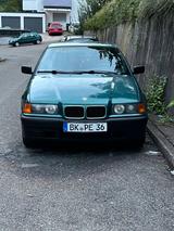 BMW E36 320i Limousine - BMW 320 aus 1993
