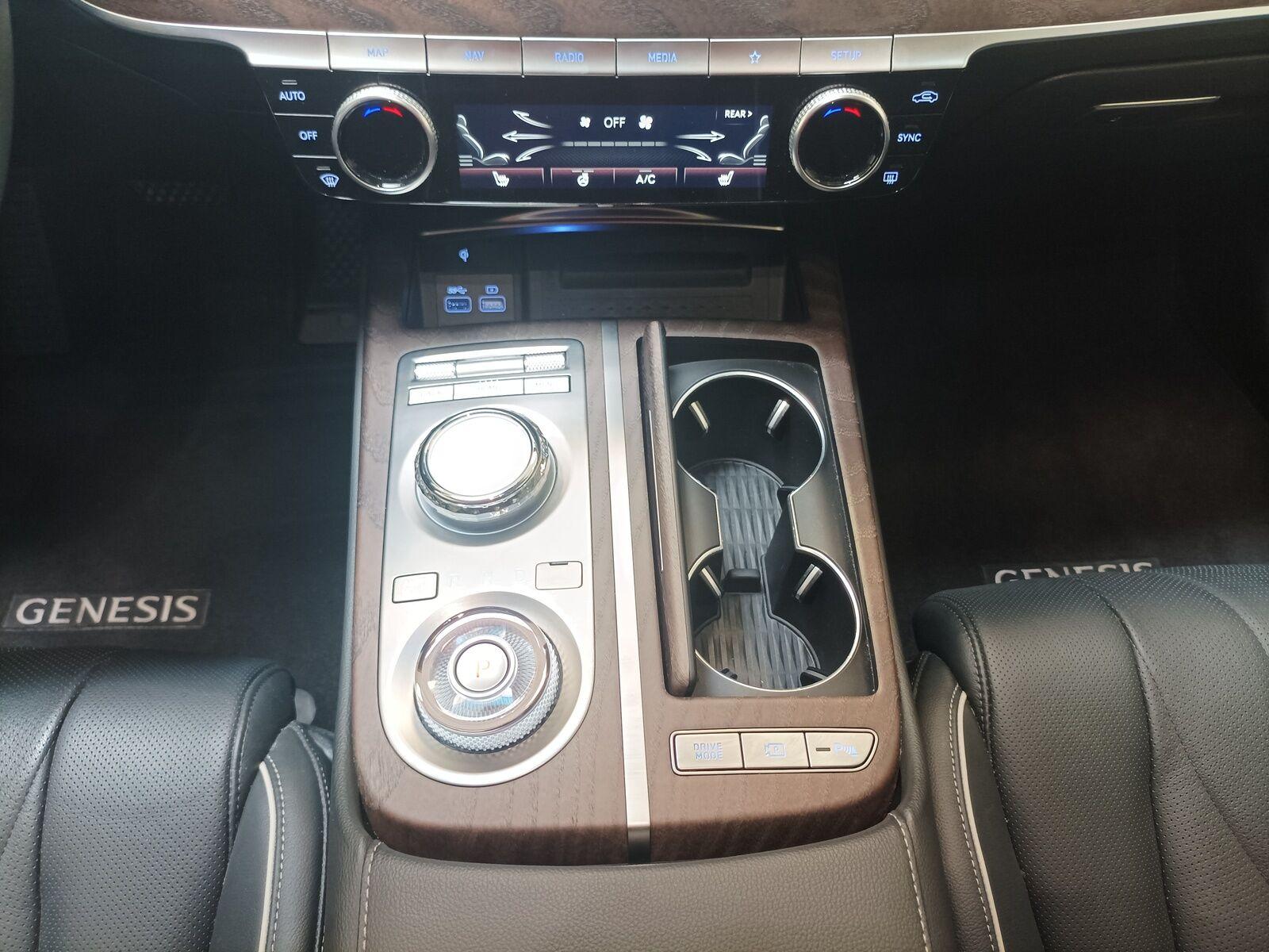 Genesis G80 2.5 T Sport Navi CAM Pano Lane Ass., миниатюра 12