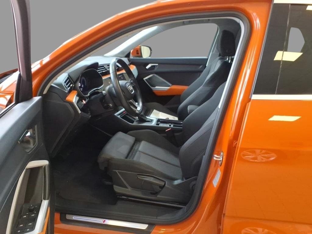 Audi Q3 Sportback 35 2.0 TDI S line AHK Audi-Sound foto 4