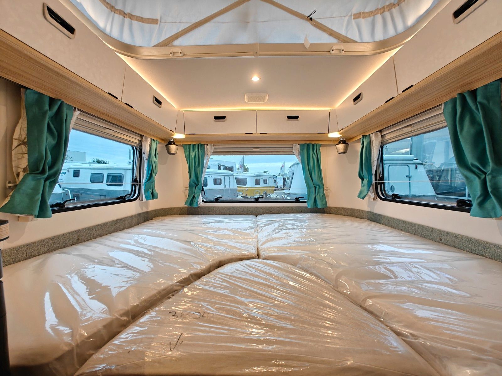 Fahrzeugabbildung HYMER / ERIBA / HYMERCAR Touring 542 Harbour Blue - SUMMER-SALE -