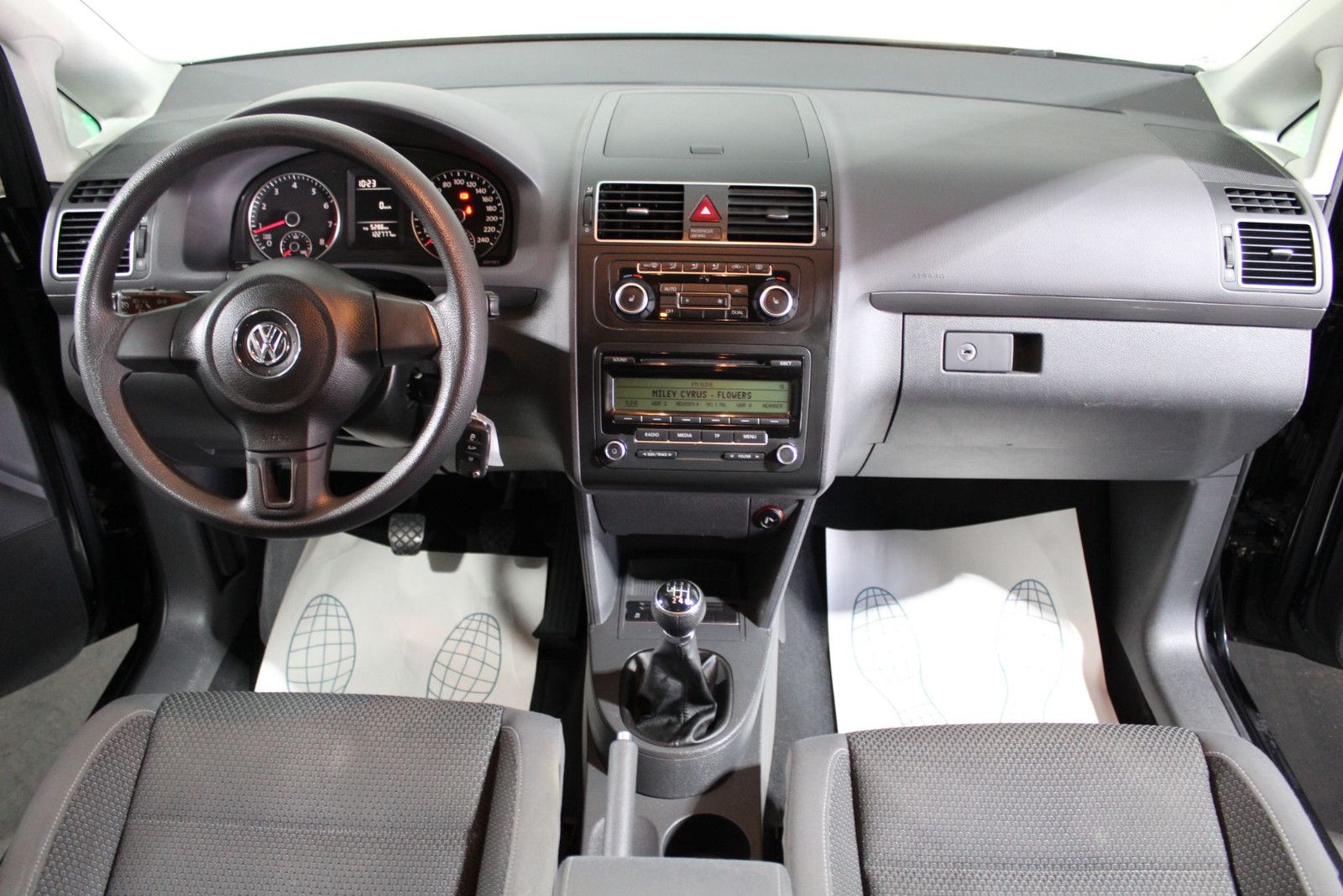 VW Touran Comfortline Klimaautomatik Sitzheiz. AHK