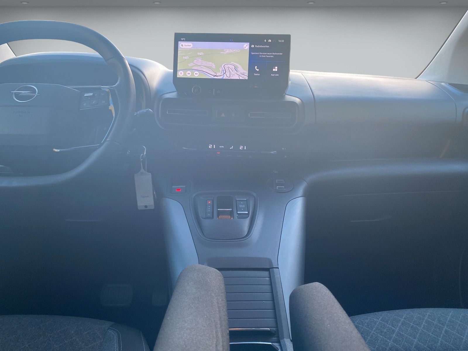 Fahrzeugabbildung Opel Combo Life E "GS" XL / 7-Sitzer