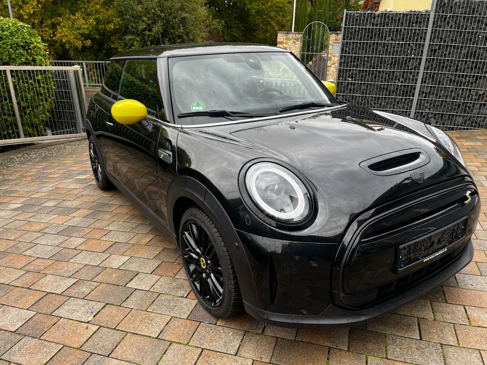 MINI Cooper SE Yours Leder Pano HUD H/K Navi Kam 17