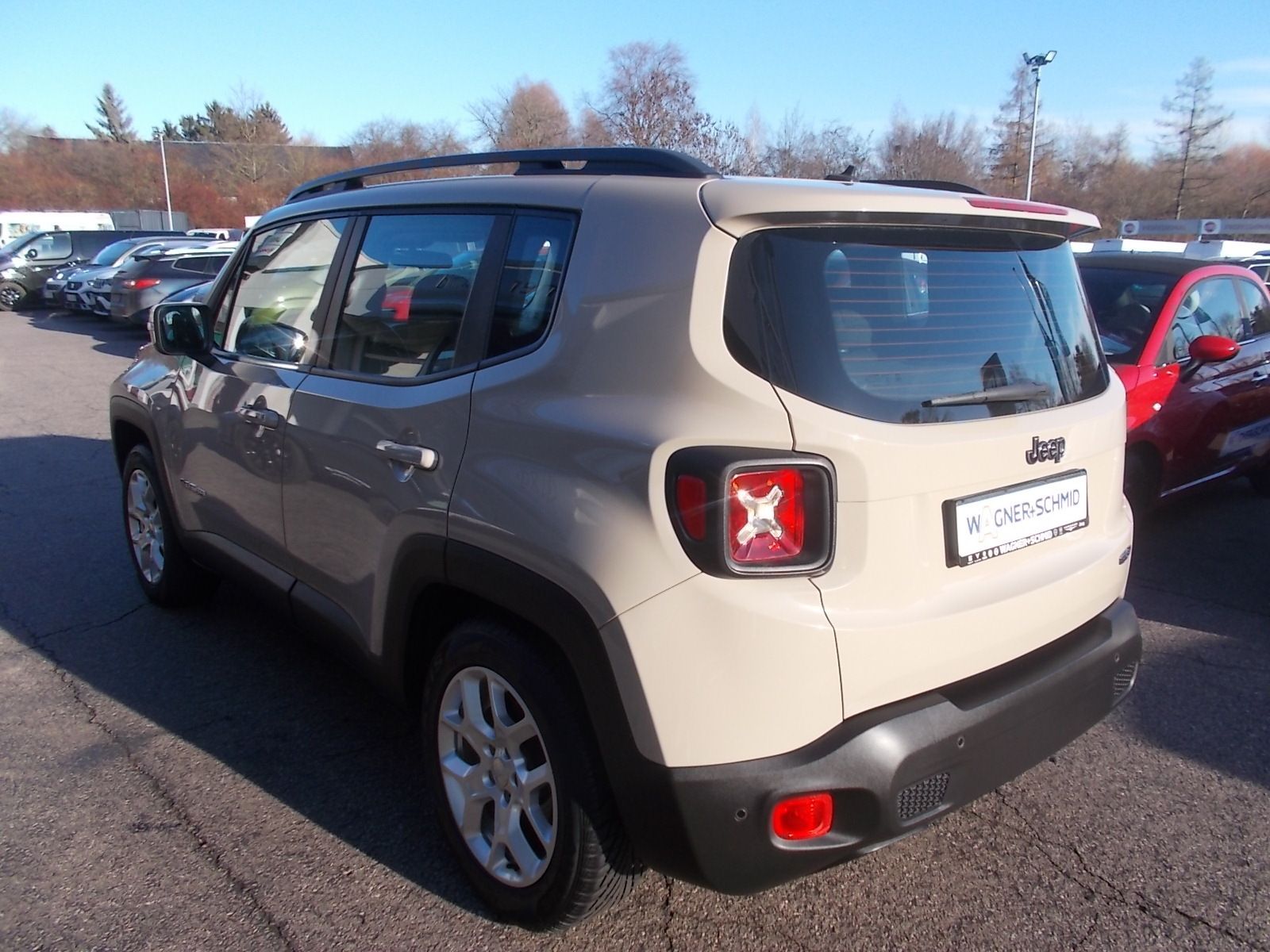 Fahrzeugabbildung Jeep Renegade Longitude 1,4 MultiAir 4x2 NAVI + SHZ
