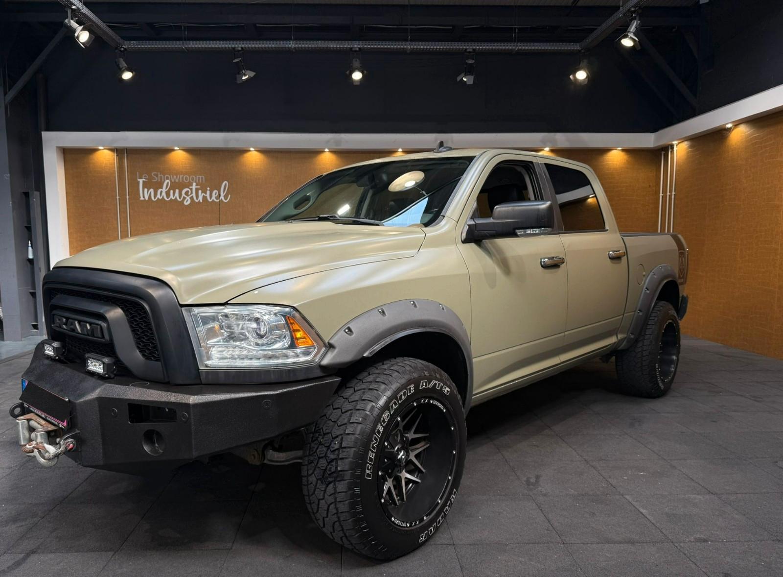 Dodge RAM 1500 BIG HORN 5.7 HEMI V8 LPG*GREEN MONSTER*