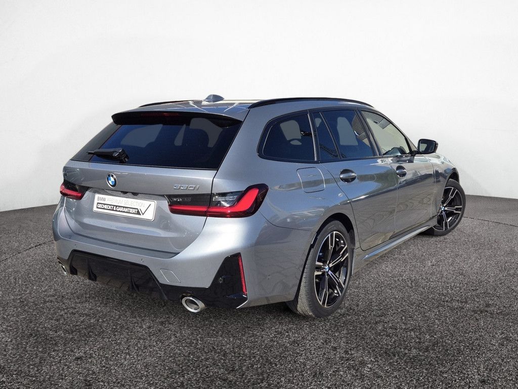 BMW 330 — fotografia 3