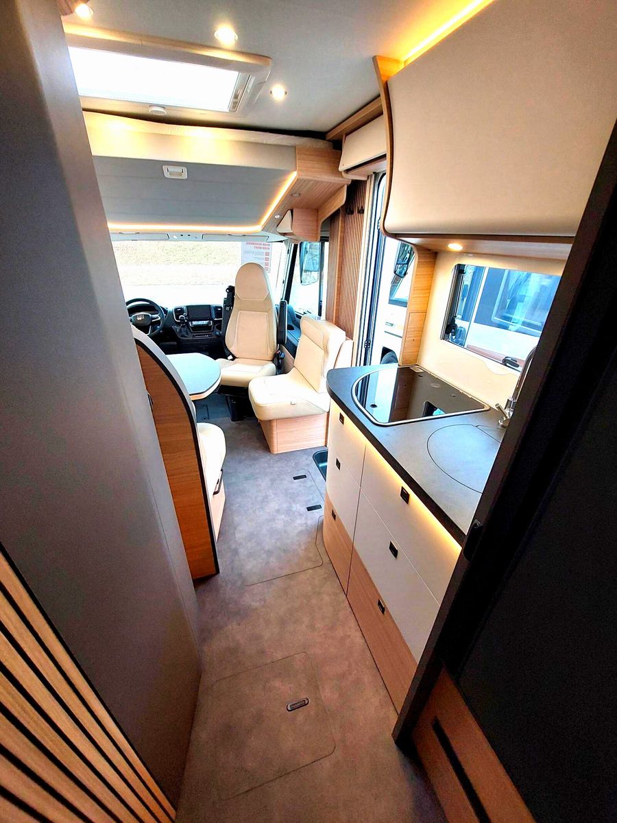 Fahrzeugabbildung Malibu I 430 KB LE comfort FIAT AUTOMATIK TV MARKISE