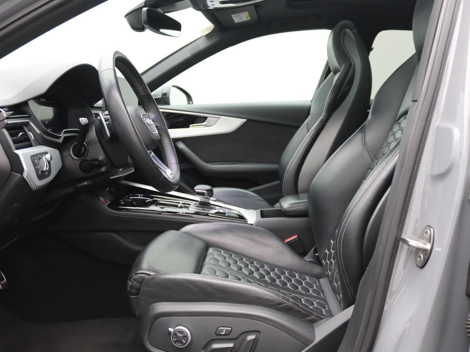 Audi RS4 - Bild 9