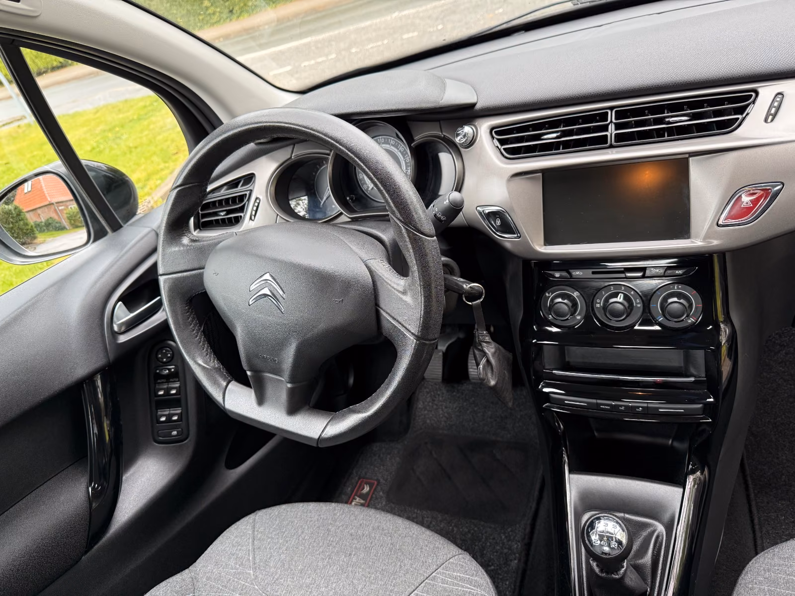 Citroën C3 Selection  ** Zahnriemen neu **