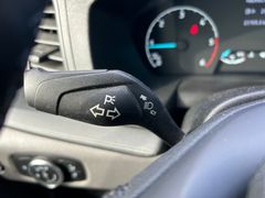 Fahrzeugabbildung Roller Team Kronos 295 TL Hub-Bett SAT TV 5 Schlafplätze