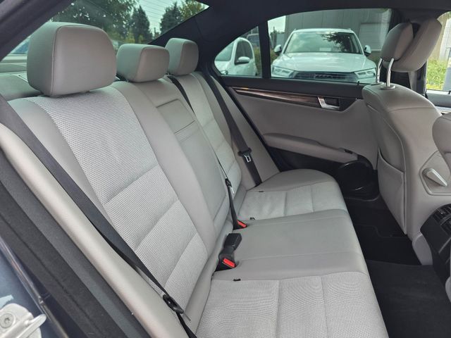 MERCEDES-BENZ C 200 — Foto 21