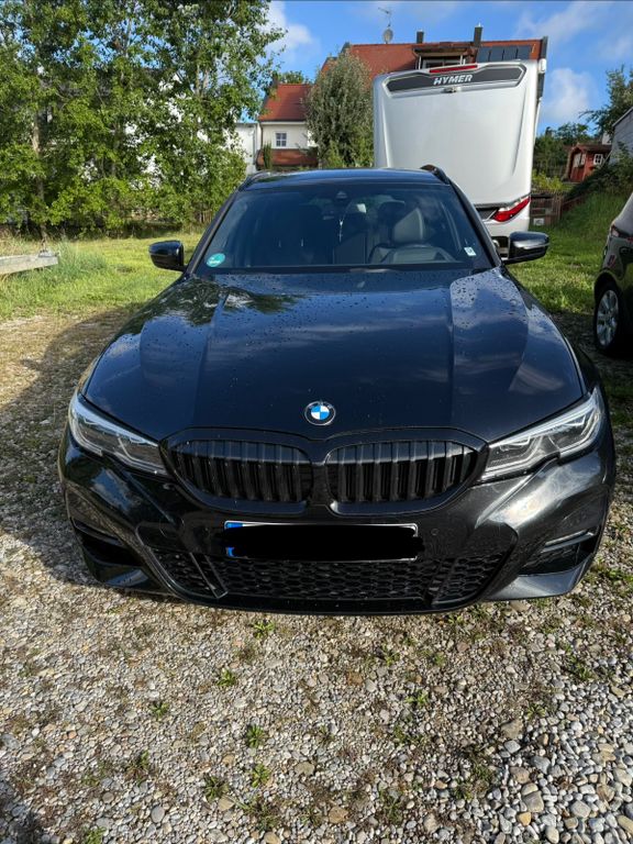Image of BMW 330