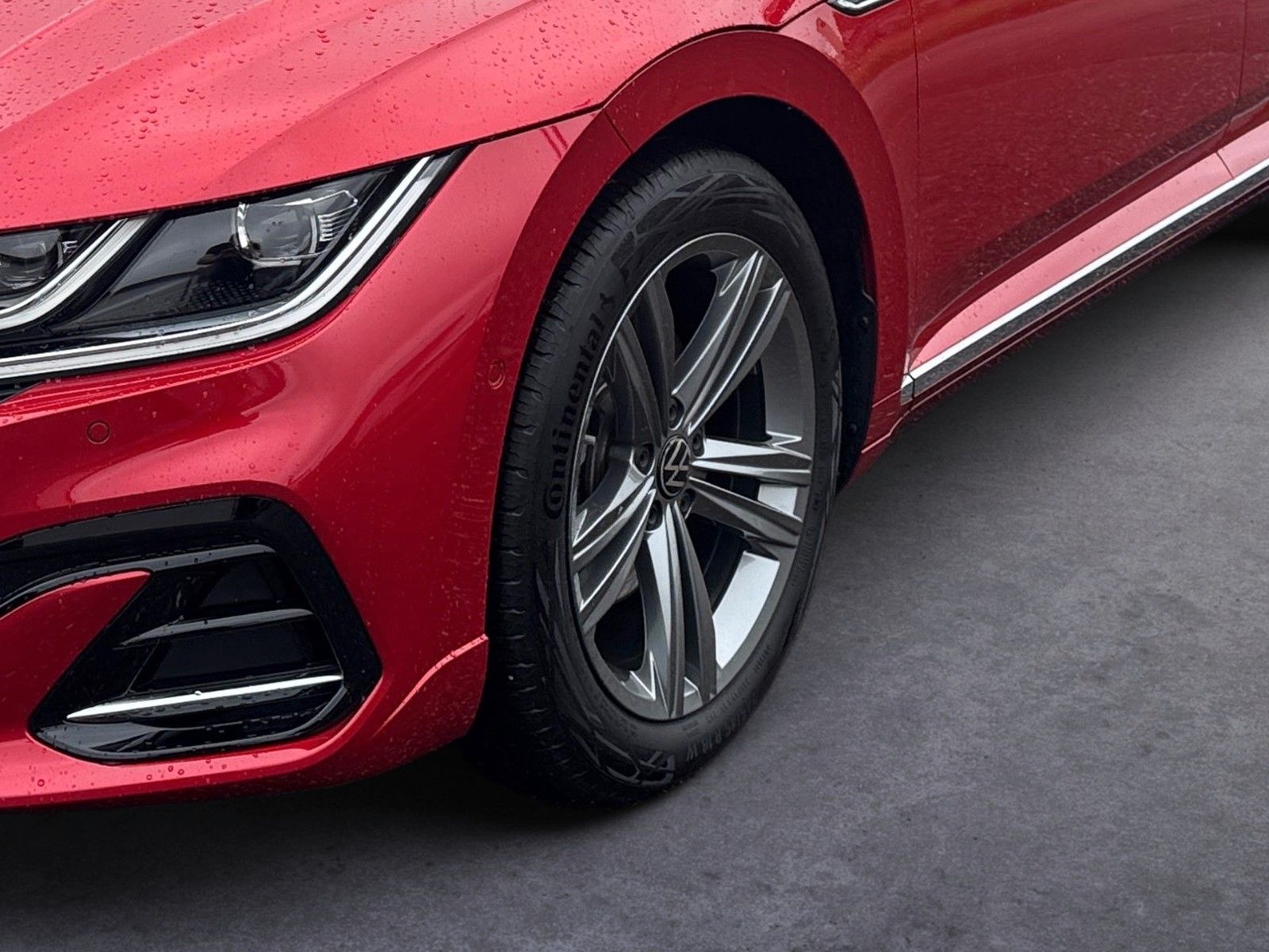 Fahrzeugabbildung Volkswagen Arteon Shooting Brake R-Line 2.0 TSI
