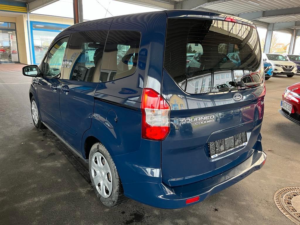 Ford Tourneo Courier Trend