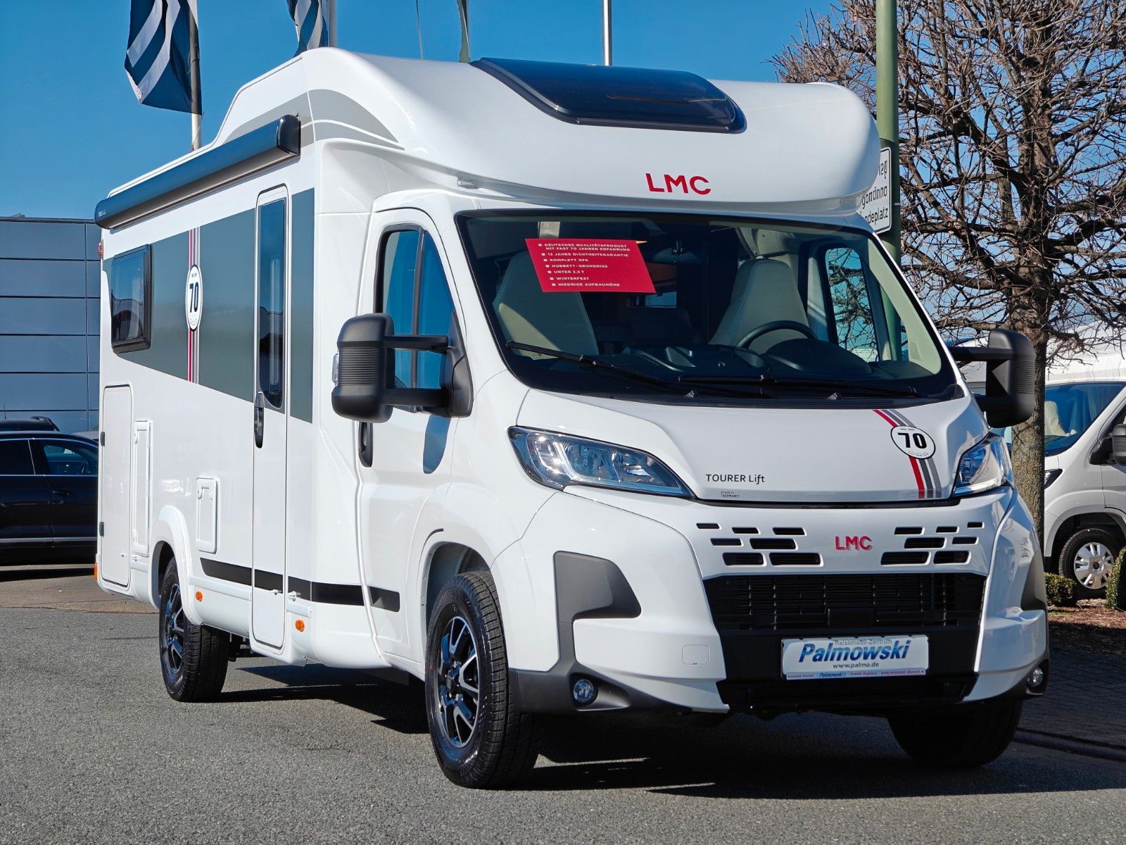 Fahrzeugabbildung LMC Tourer Lift H 663 G - 70 Jahre Edition, 140PS -